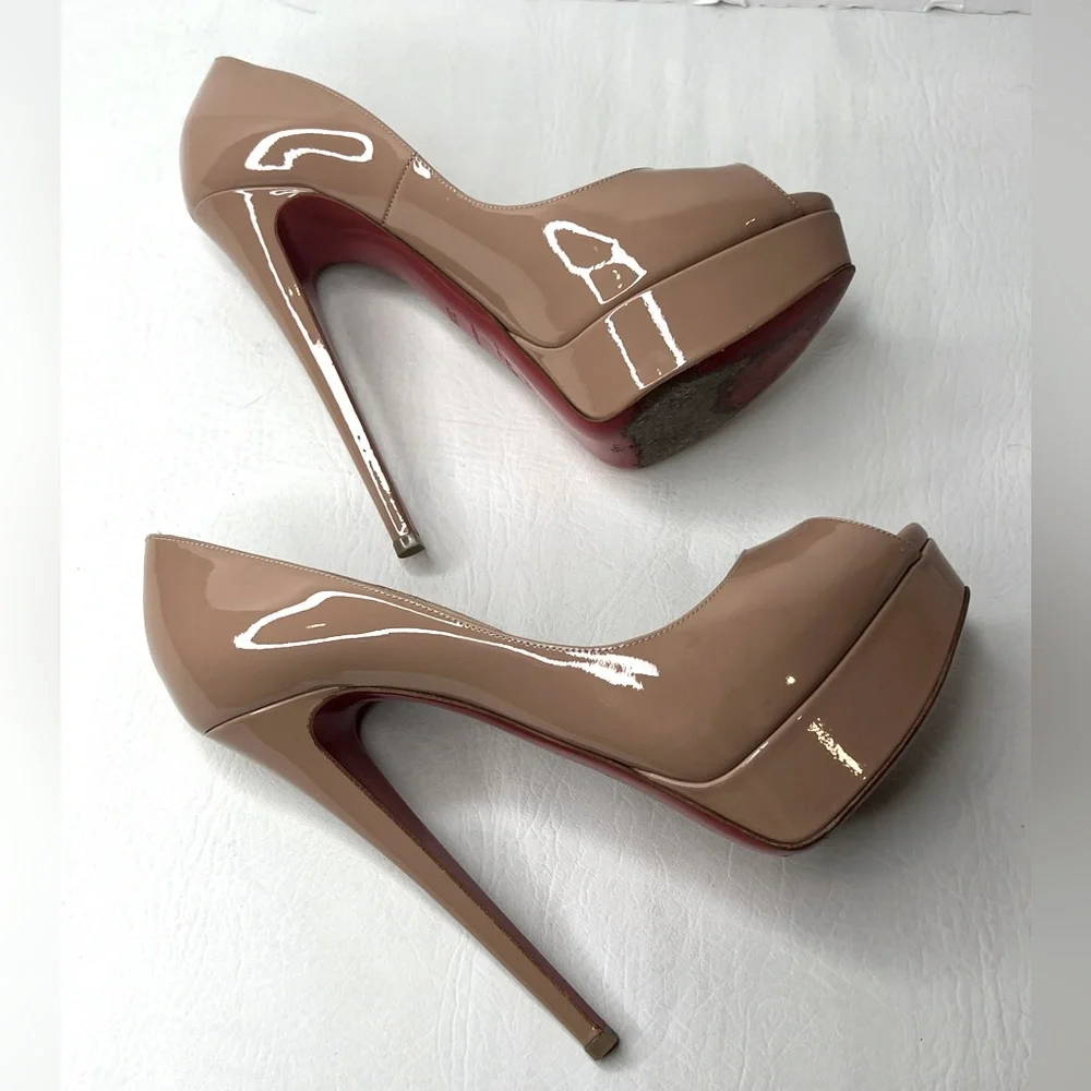 Christian Louboutin Jenny 150mm Nude Patent Platform Pumps Heels size 38.5 - Picture 1 of 8
